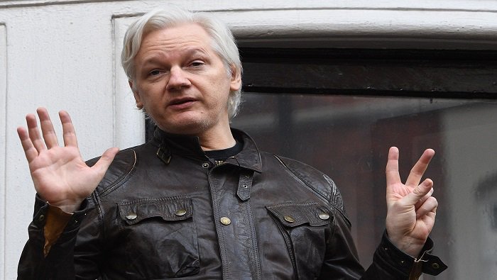 Piden a Ecuador no entregar pertenencias personales de Assange a Estados Unidos